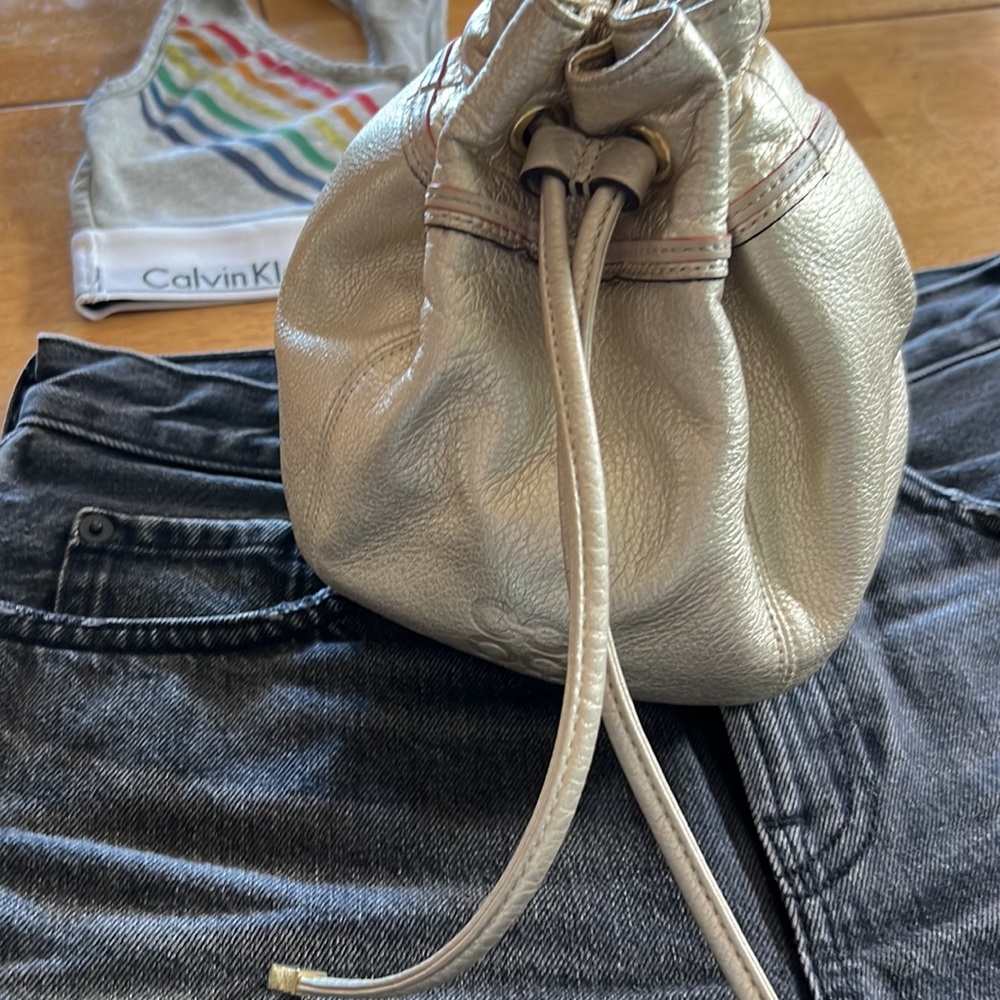 🔥 Coach Gold leather drawstring mini bucket bag